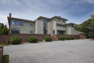 550 Little Noyac Path, Watermill, NY 11976-2122