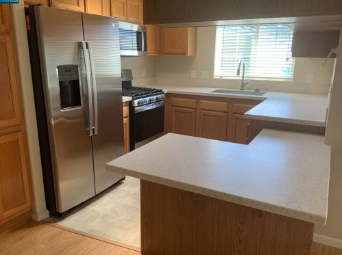 154 Tiki Ln, West Pittsburg CA  94565-5425 exterior