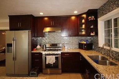 13321 Monroe St, Garden Grove CA  92844-1732 exterior