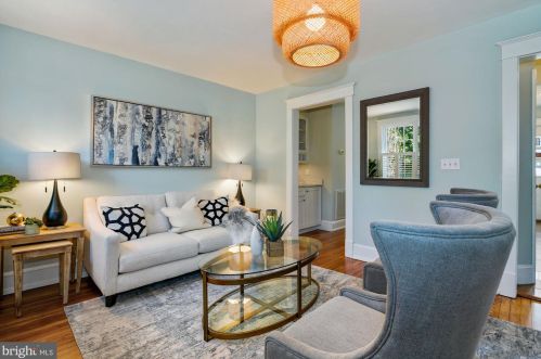 1729 34th St, Washington, DC 20007-2308