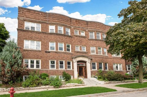 2302 Wyoming Pl, Milwaukee WI  53202-1231 exterior