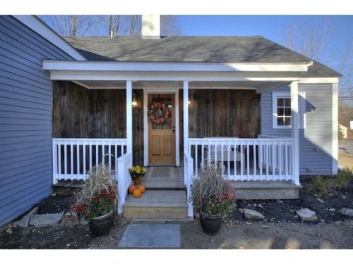 245 Main St, Newmarket, NH 03857-1811