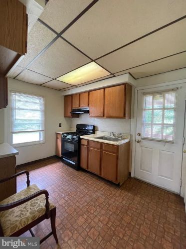 1526 Fairview Ave, Willow Grove PA  19090-4804 exterior