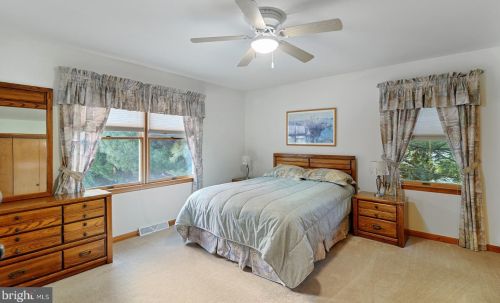 14 Huntington Cir, Dover DE  19904-9611 exterior