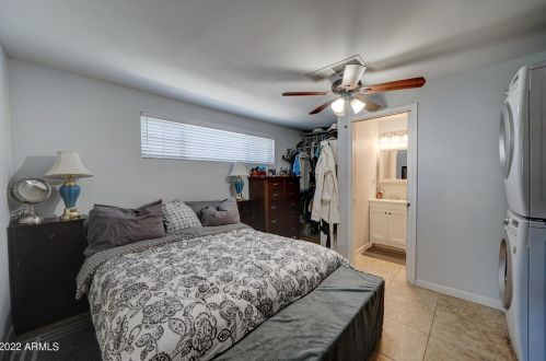 7830 17 Ave, Phoenix AZ 85023-2569 exterior