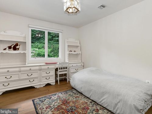 1716 Old Welsh Rd, Huntingdon Valley PA  19006-5838 exterior