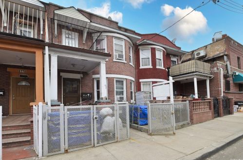 87-76 160th St, Jamaica, NY 11432-1107