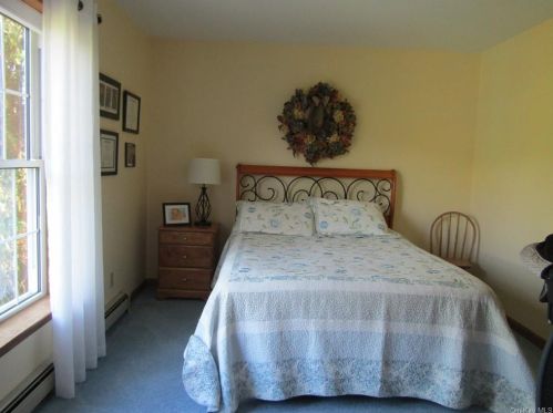 13 Liberty Ct, Montgomery NY  12549-2041 exterior