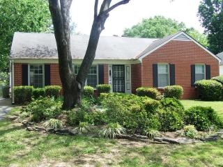 1582 Willey St, Memphis, TN 38119-6961