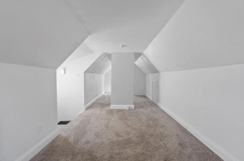 430 8th St, Oakmont PA  15139-1321 exterior