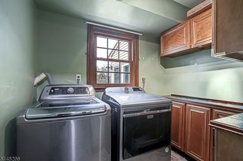 31 Welisewitz Rd, East Amwell Township NJ  08551-1712 exterior