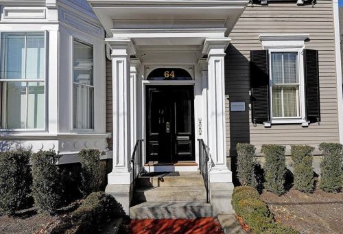 64 Keene St, Providence, RI 02906-1508