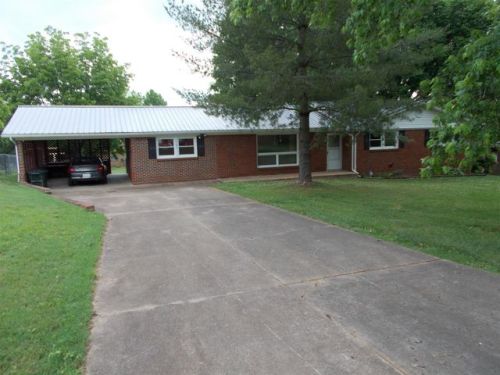 107 Atkinson Hts, Fairfield, TN 37033-1609