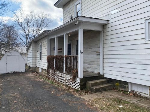 922 High St, Mount Vernon, OH 43050-2854