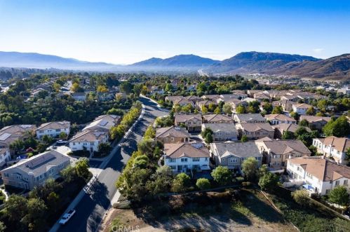 27833 Tierra Vista Rd, Temecula CA  92592-3078 exterior