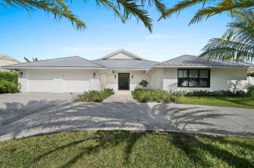 2380 Bay Village Ct, West Palm Beach, FL 33410-2588