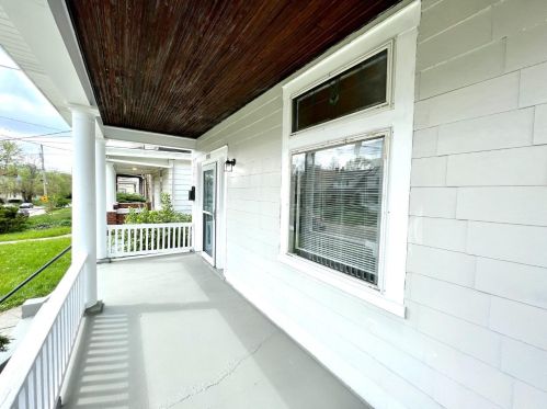 3337 Graydon Ave, Cincinnati, OH 45207-1801