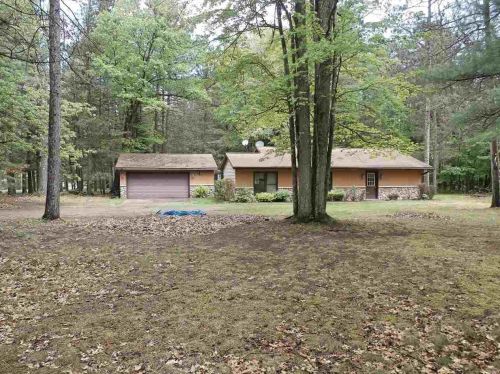 15306 Grindle Oak Dr, Crivitz, WI 54114-8947