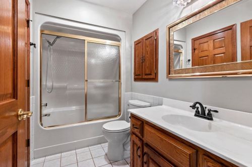 1046 Melody Dr, Green Bay WI  54303-6375 exterior