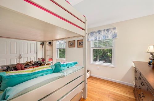 434 Quidnessett Rd, North Kingstown RI  02852-1500 exterior