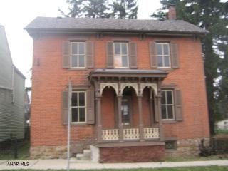 605 Blair St, Hollidaysburg, PA 16648-1824