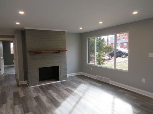 4607 Clubvue Dr, Pittsburgh PA  15236-4803 exterior