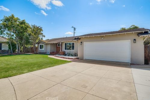 11581 Park Ln, Garden Grove, CA 92840-1930