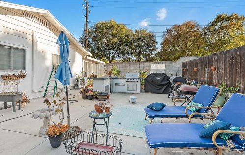 8748 Los Coches Rd, Lakeside CA  92040-5151 exterior