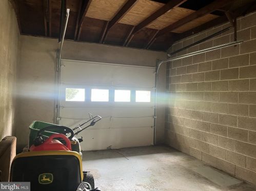 103 Meadowood Dr, Lansdale PA 19446-1610 exterior