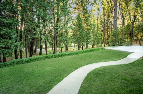 13692 Edgewood Dr, Grass Valley, CA 95945-7966