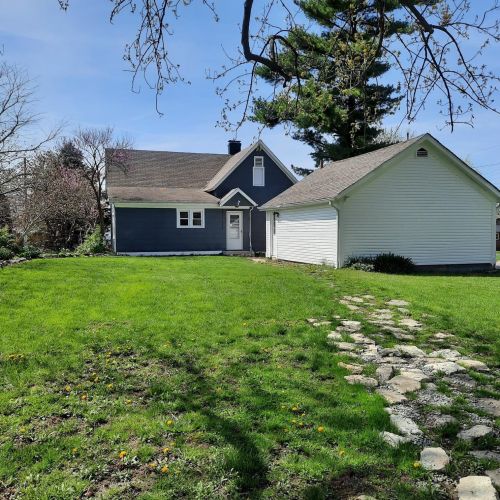 384 Wood St, Wilmington OH  45177-1239 exterior