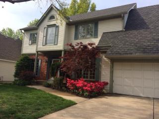 12304 Beverly St, Shawnee Mission KS  66209-2760 exterior