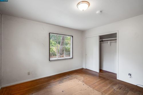 329 Glorietta Blvd, Orinda CA  94563-3242 exterior