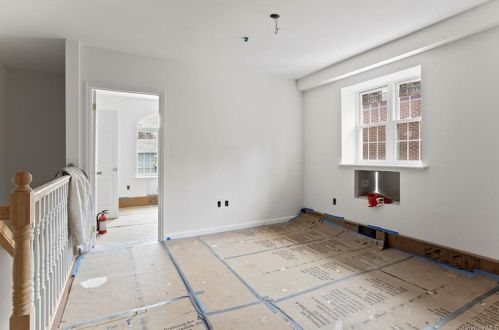 557 Logan Ave, Bronx NY  10465-2509 exterior