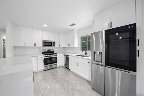 9857 Colt Ln, Lakeside CA  92040-3418 exterior