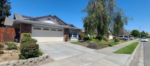 1573 University Ave, Madera CA  93637-2963 exterior