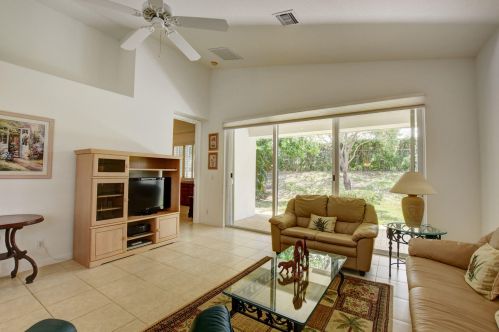 9592 Sandpiper Ln, West Palm Beach FL  33411-6316 exterior