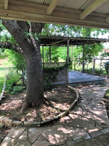 525 Eastview Dr, Georgetown TX  78626-9525 exterior