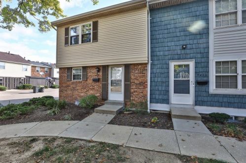 3418 Amberway Ct, Cincinnati, OH 45251-3314
