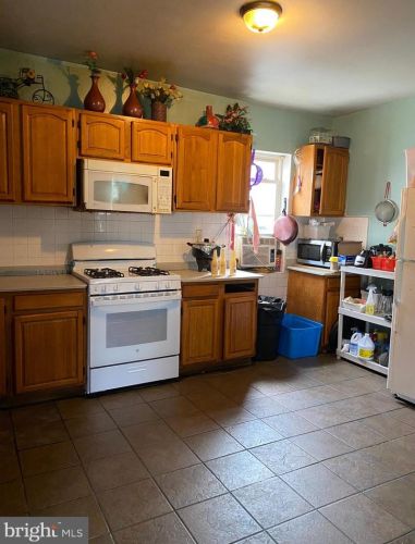 520 Green St, Norristown, PA 19401-4927