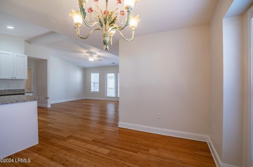 8 Wateree Ct, Beaufort SC  29902-3332 exterior