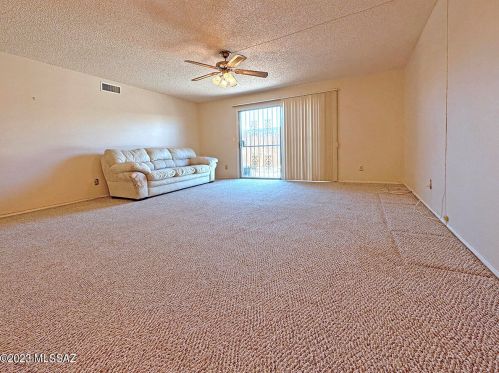 972 Pantano Rd, Tucson, AZ 85710-5856