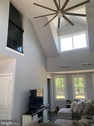 221 Monroeville Rd, Swedesboro NJ  08085-3450 exterior