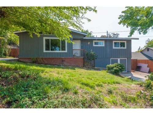 22 Oak Park Way, Oroville, CA 95966-3655