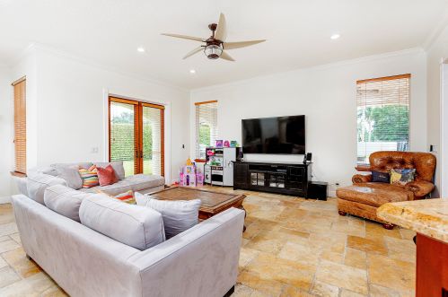 2400 Newbury Ct, West Palm Beach FL  33414-7736 exterior
