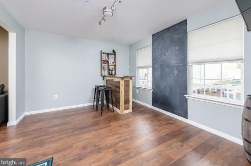 317 Guest Ave, Swedesboro NJ  08085-1011 exterior