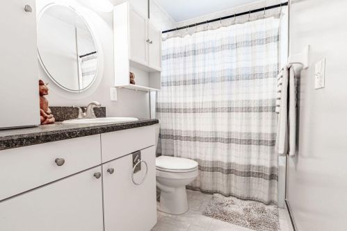 2631 Dudley Dr, West Palm Beach, FL 33415-8714
