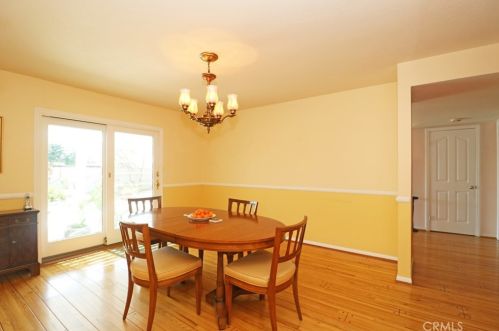 1032 Chestnut Ave, Orange CA 92867-3832 exterior