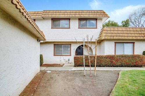 35 Villa Pacheco Ct, Hollister, CA 95023-6333