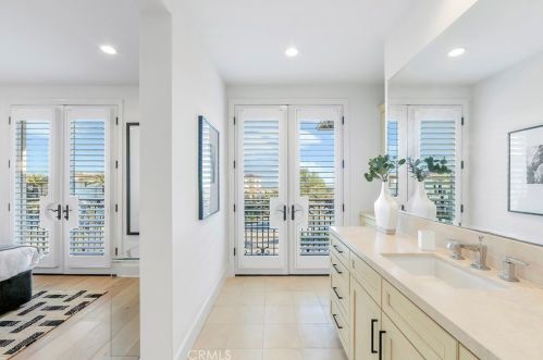31 Seawatch, Newport Beach CA  92657-1650 exterior